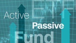 161019112723 active passive etf fund investing 780x439